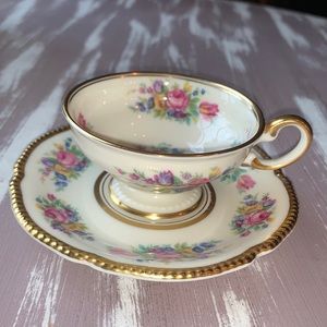 Exquisite Vintage Castleton Rose Fine China Tea Cup & saucer made in U.S.A. 🌹